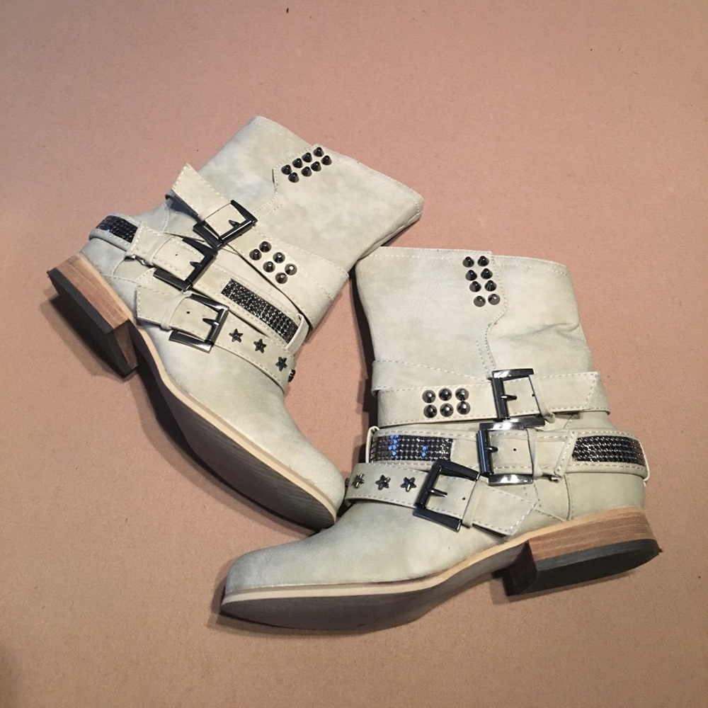 Not Rated Cream Ankle Boots