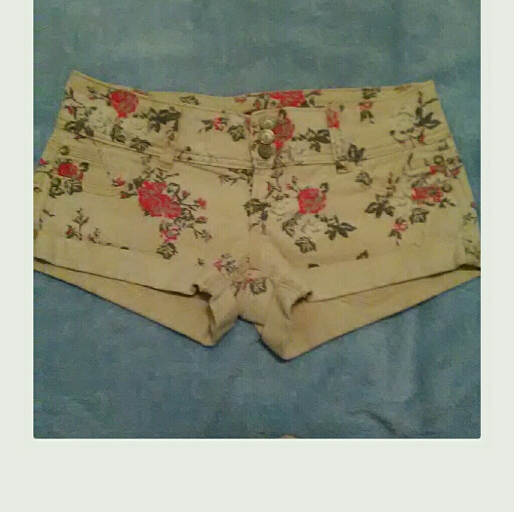 "Almost Famous" Floral Denim Shorts