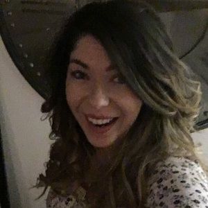 Meet your Posher, Vanessa