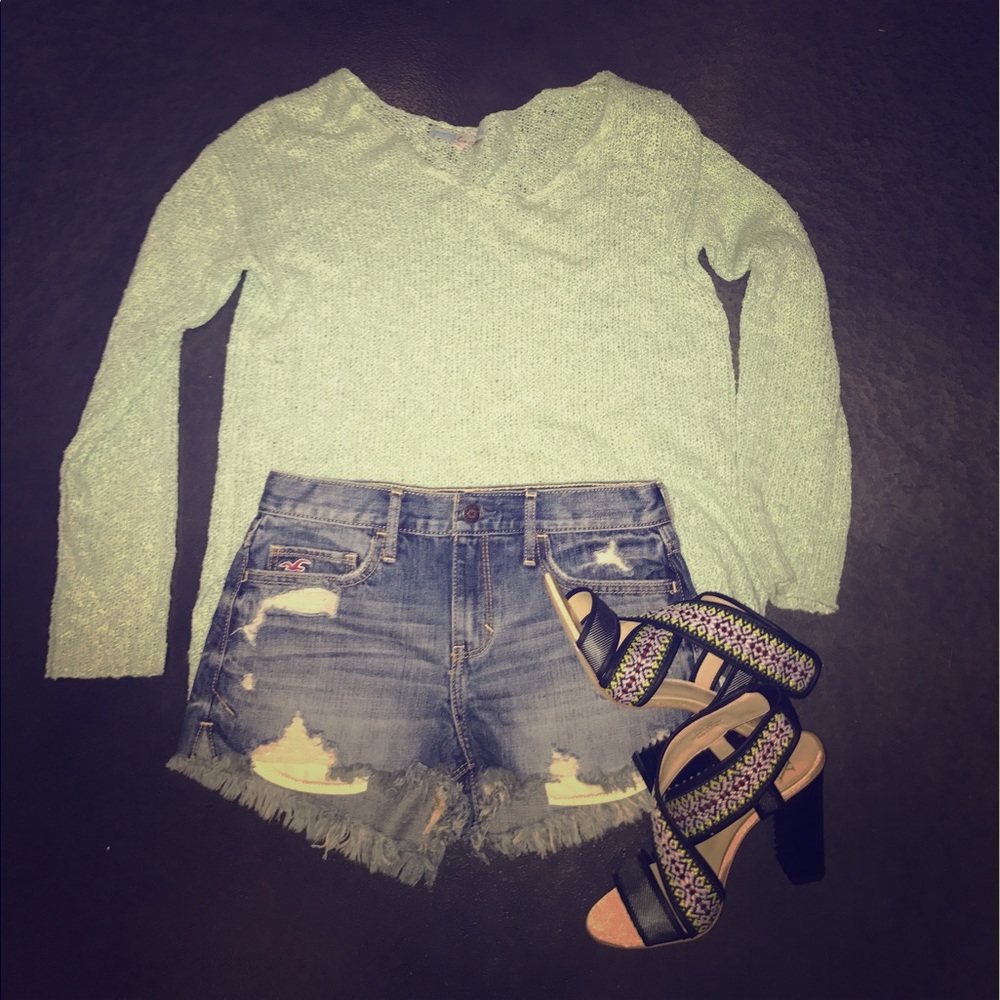 Green Knit Summer V-Neck Sweater