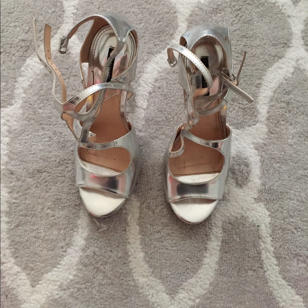 Scrappy silver sandals