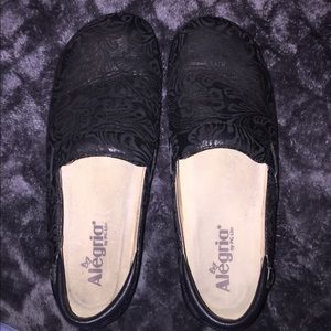 Algeria Slip-on Shoes