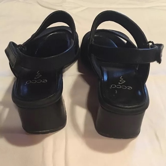 Sold - Picture 4 of 8