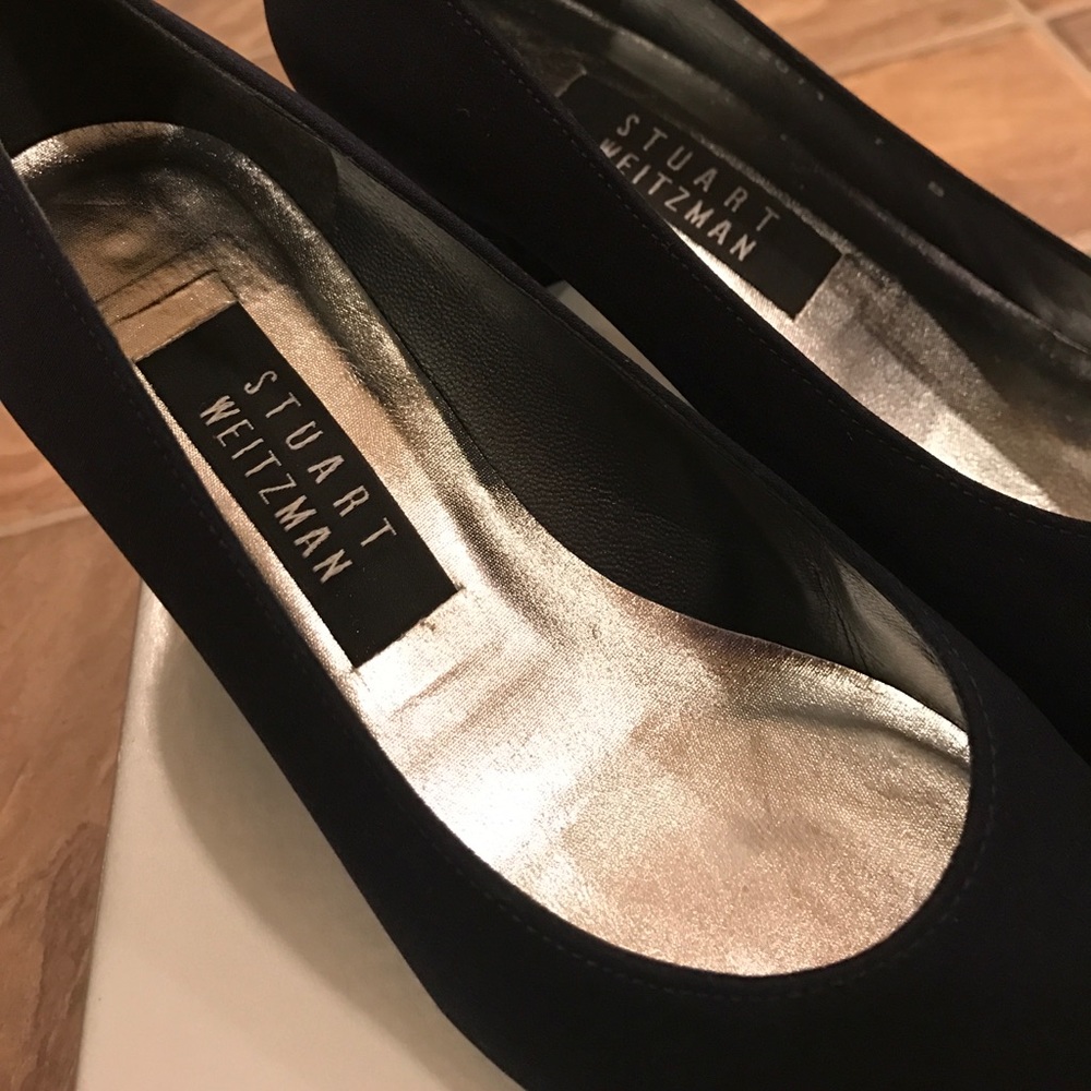 Stuart Weitzman heels! Look brand new