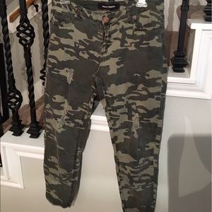 Camo pants