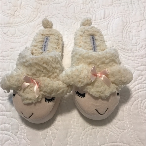 bath and works slippers 34 shoes bath and works lambie slippers s m bath and works slippers 34 shoes bath and works lambie slippers s m