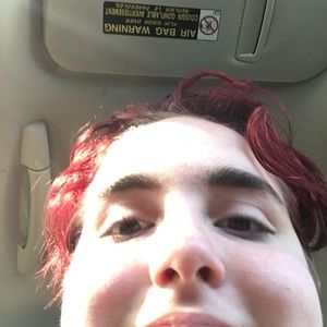 Meet your Posher, Jade