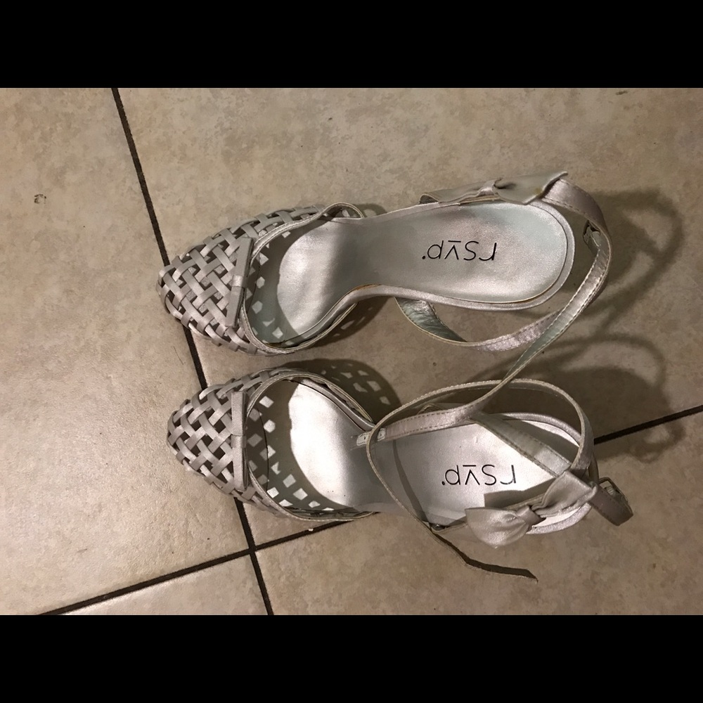 High heels shoes