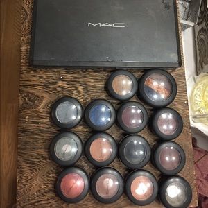 Lot of 26 💯 authentic MAC eyeshadow