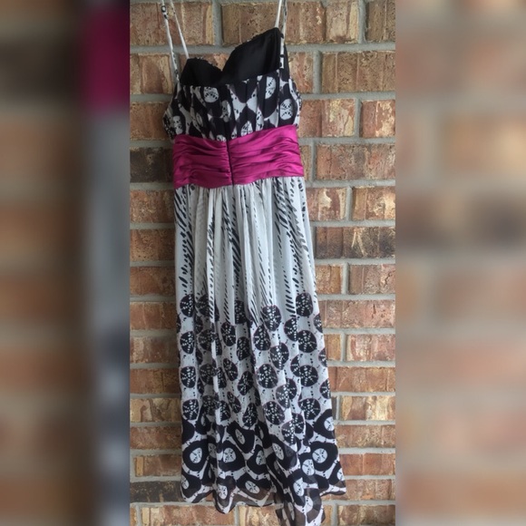 Max and Cleo size 12 spaghetti strapped dress - Picture 3 of 6