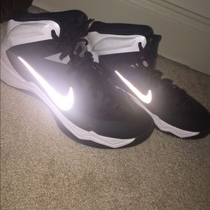 Nike men's Hyperdunk basketball shoes
