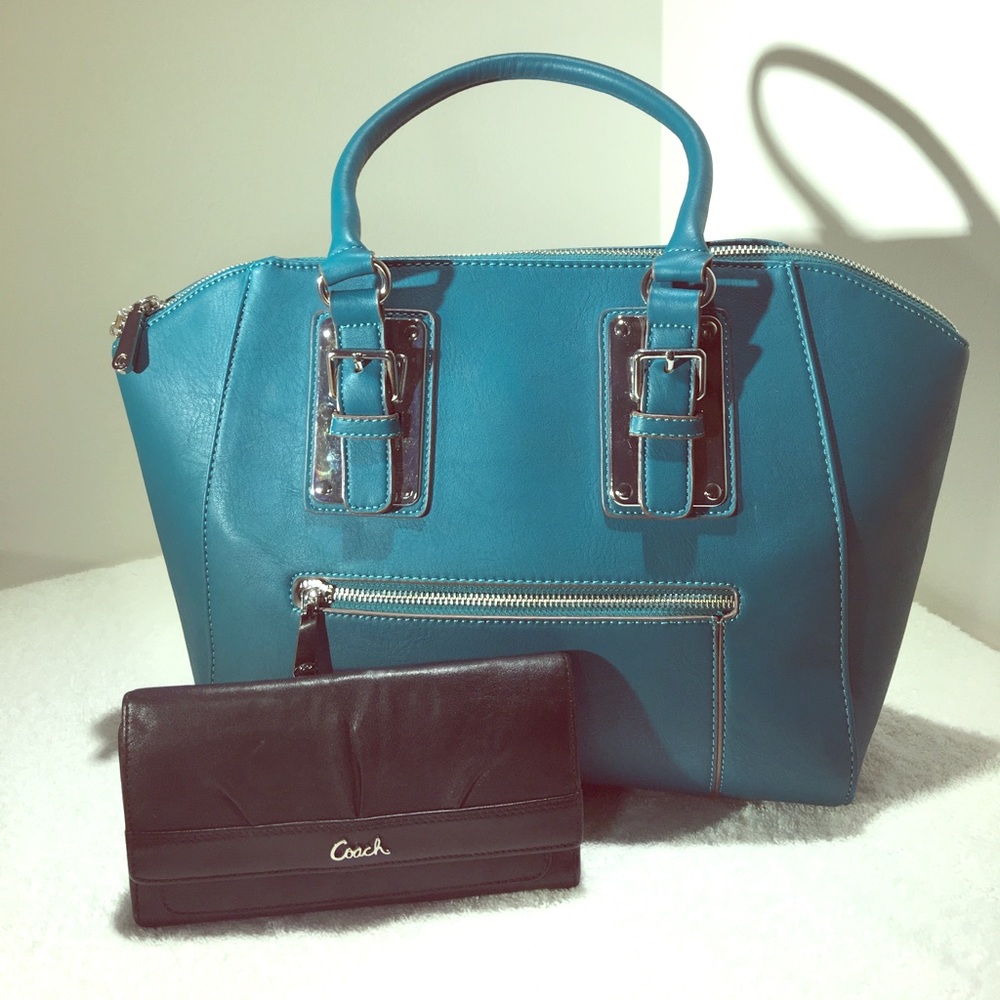*BUNDLED* Caelin City Buckel Satchel & Coach
