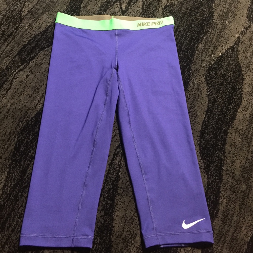 Nike Capri leggings