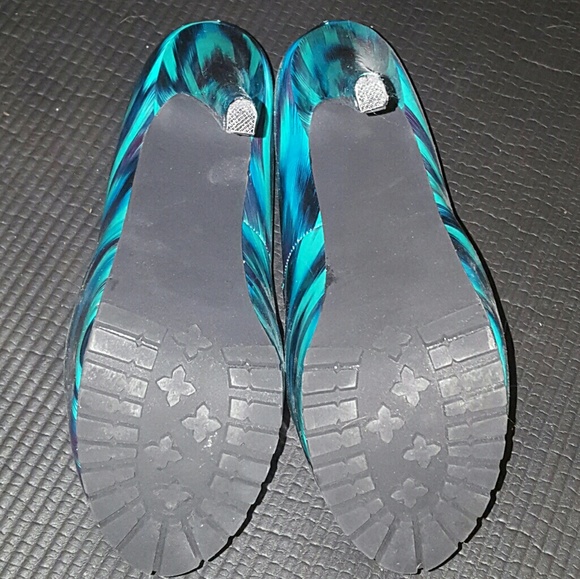 *Super Sexy High Heels* - Picture 2 of 4