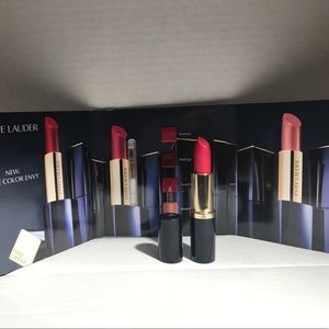 Estée Lauder pure color lipstick + 4 colors sample