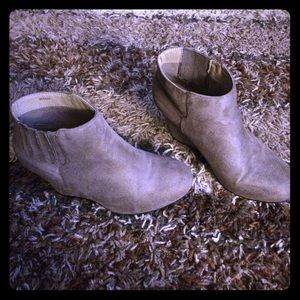 Charlotte Russe suede ankle boots - size 6