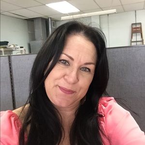 Meet your Posher, Tina