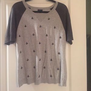 3/4 length sleeved, cotton top.