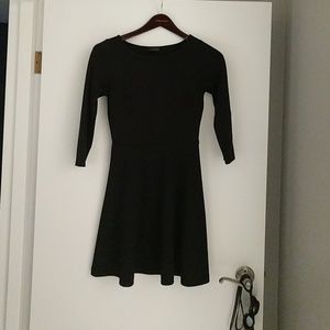 Reduced!! Perfect basic black dress