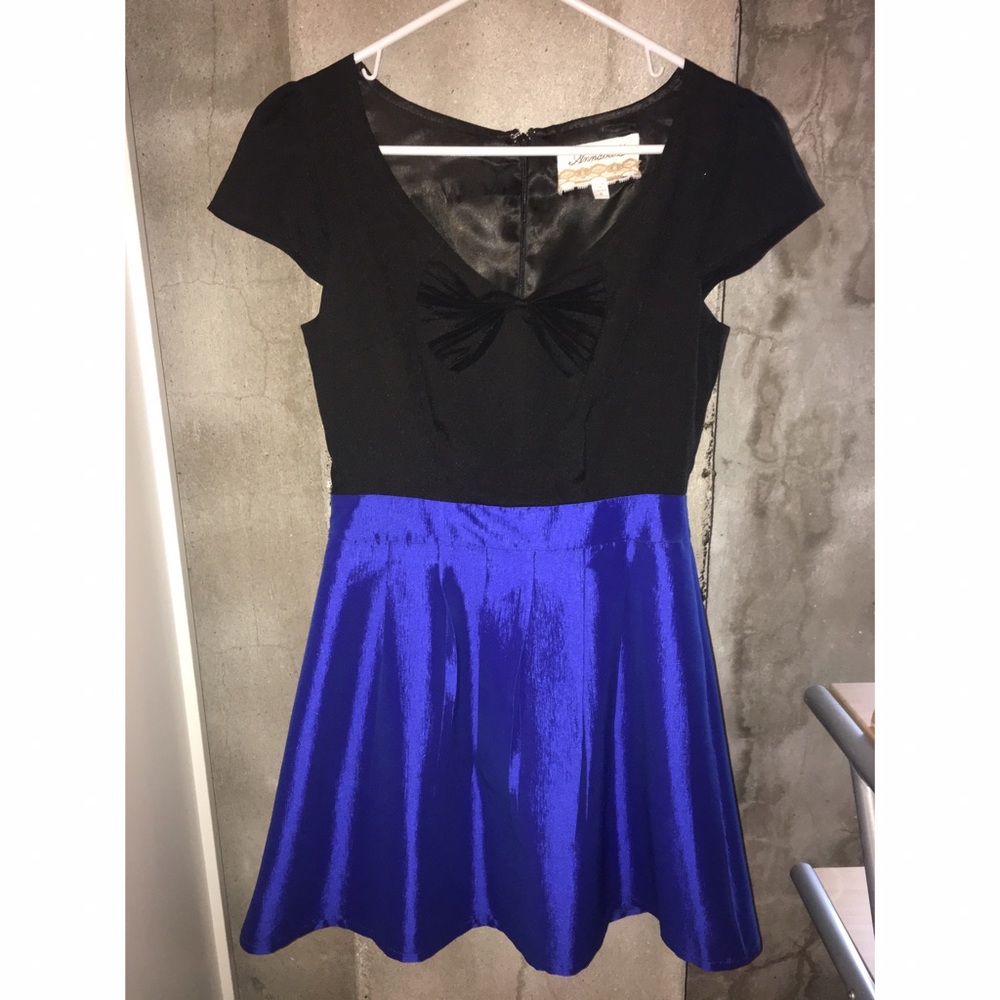 Francesca's cap sleeve dress