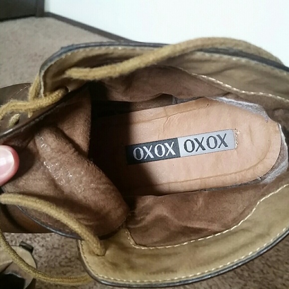 Brown Booties - Picture 4 of 4