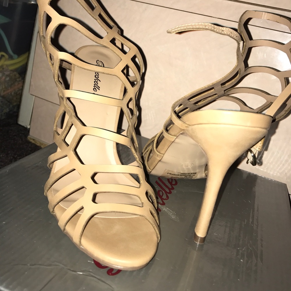 Tan heels