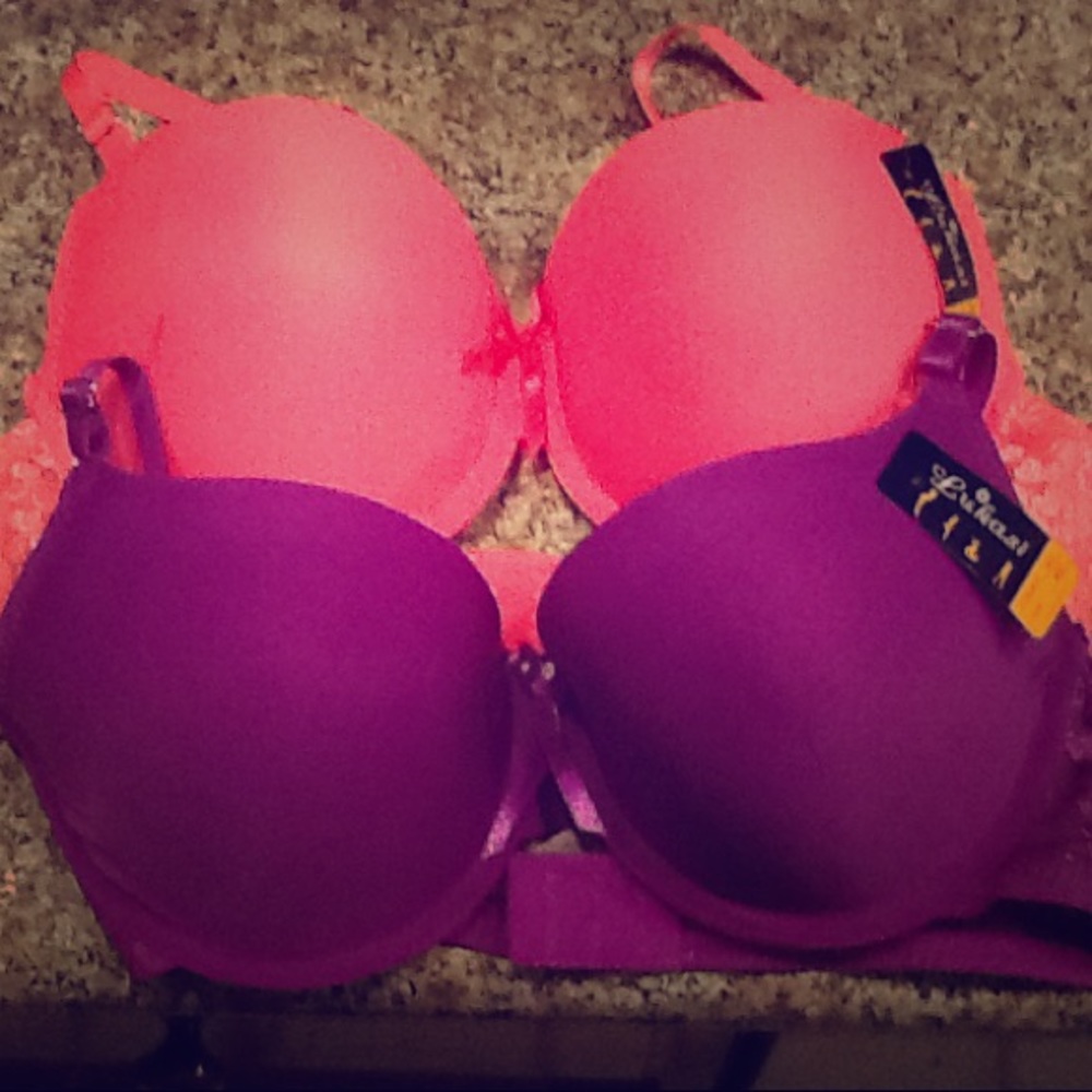Brand new 40D bras (2)