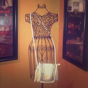 Cross Body purse from Buckle 😍