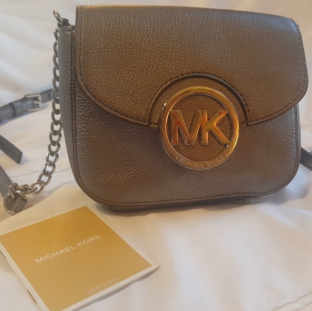 🚫 SOLD 🚫 Michael Kors Fulton Crossbody - Picture 1 of 5