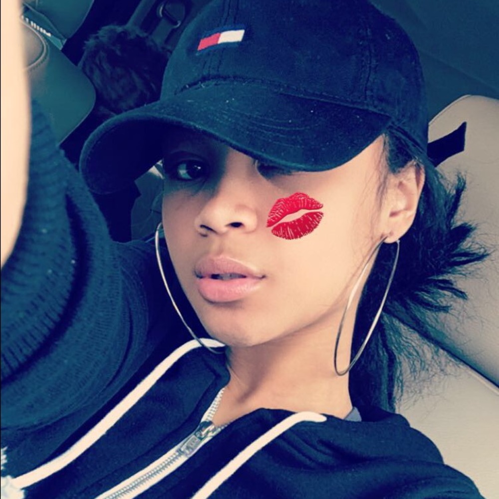 TOMMY HILFIGER HAT