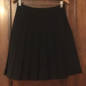 Theory Pleated Skirt, Size 0