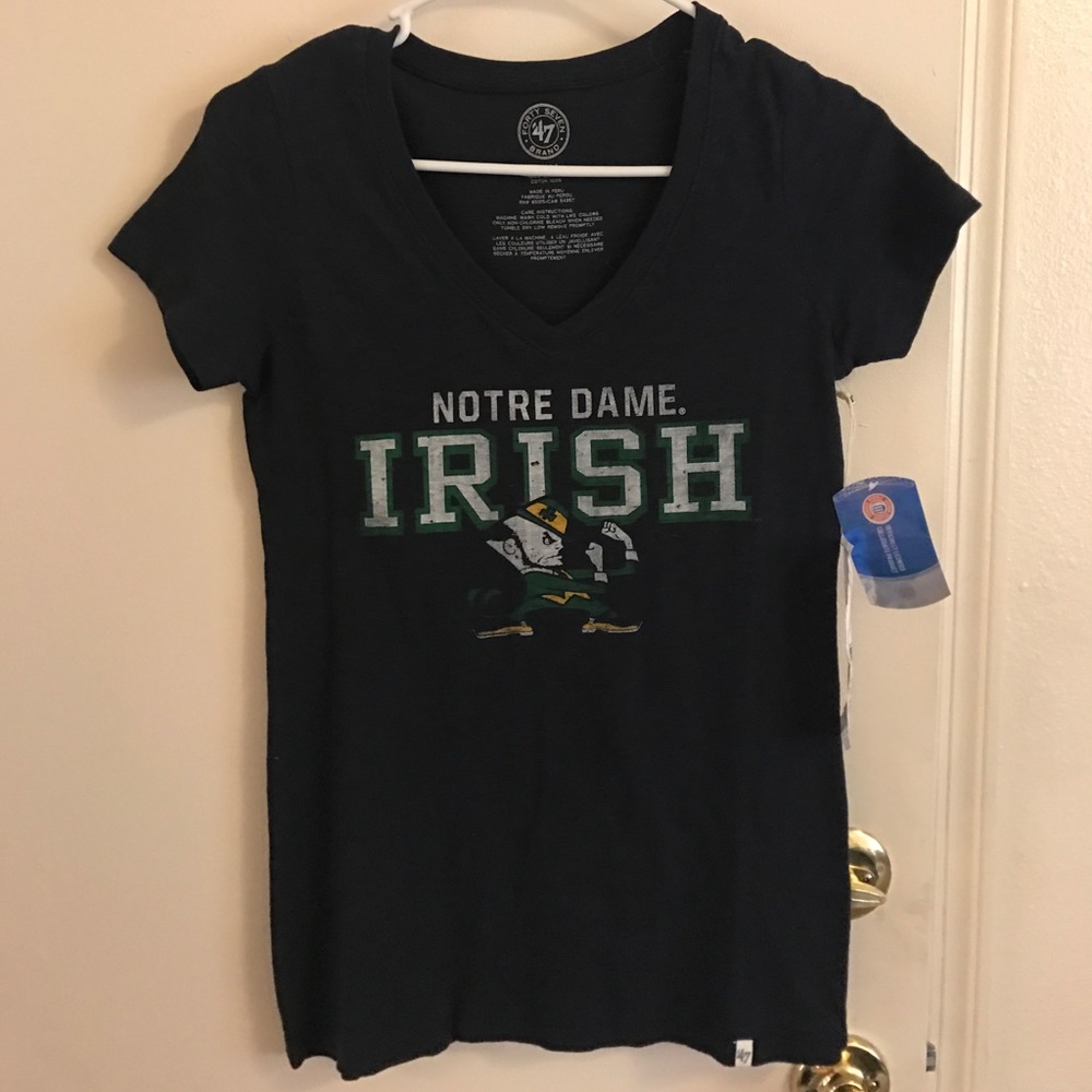 Small- Norte Dame Irish Navy Blue V-neck T shirt