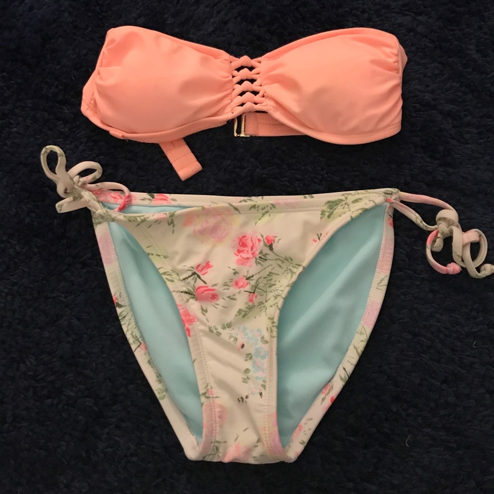 Adorable Floral Bikini