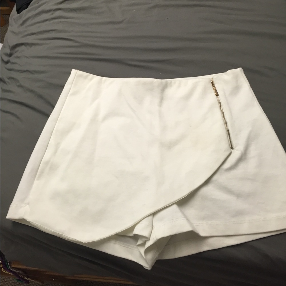 White Skort! Super cute! Make an offer