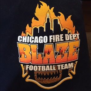 Men's CHICAGO FIRE DEPT Blaze Football SS Tee -L