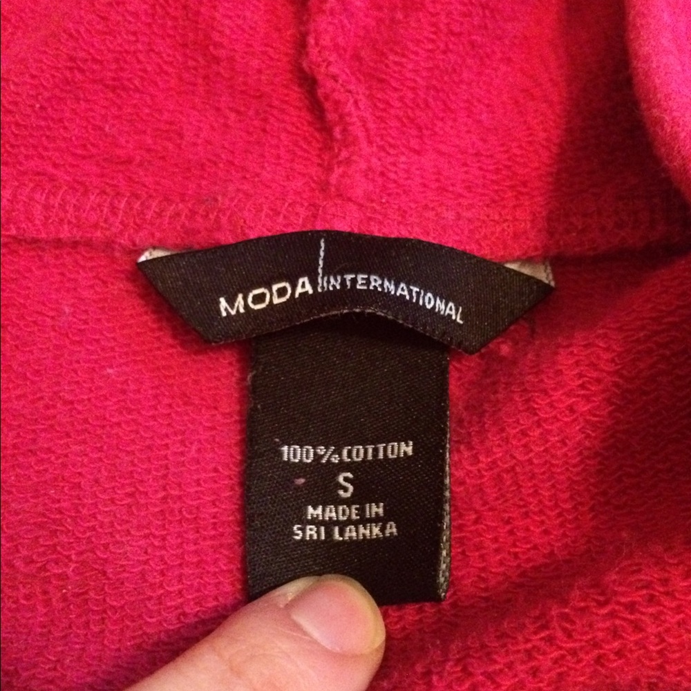 Hooded sequin pullover - Picture 3 of 5