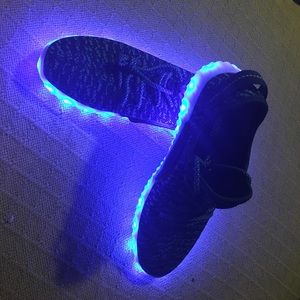 Led light up shoes