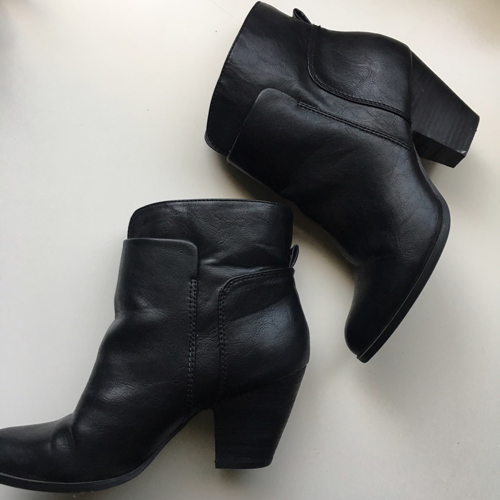 Nine West booties