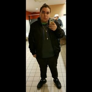 Meet your Posher, Fernando