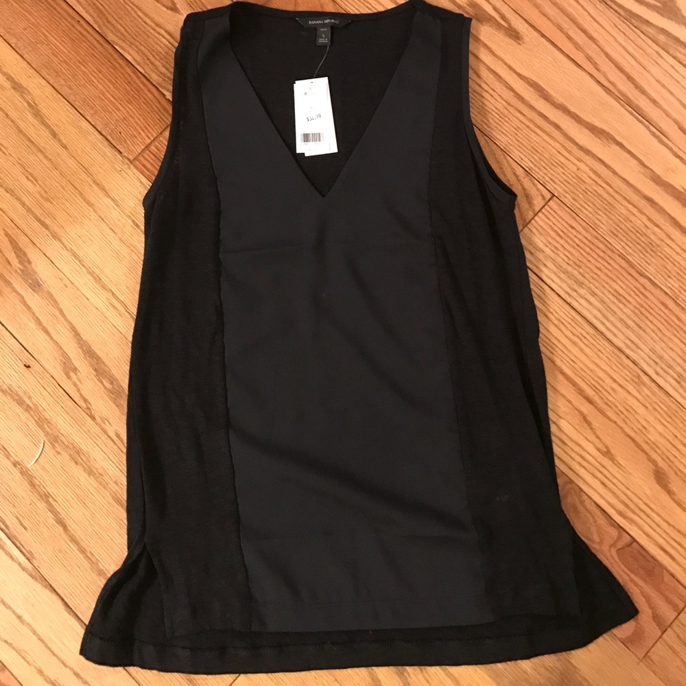 * NWT* Banana Republic top