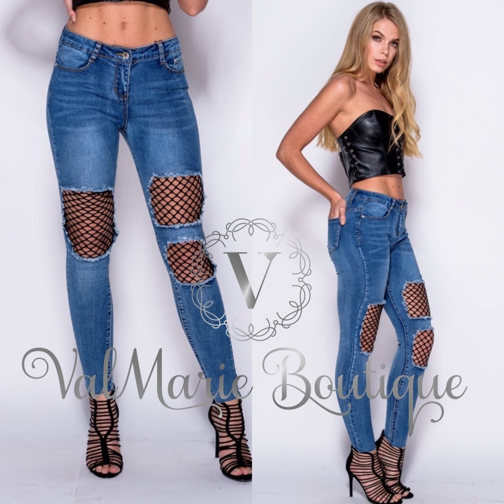 Sexy Fishnet Destroyed Denim - Picture 2 of 4