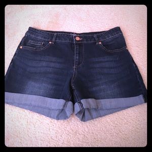 New York & Company shorts