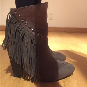 FRINGE BOOTS
