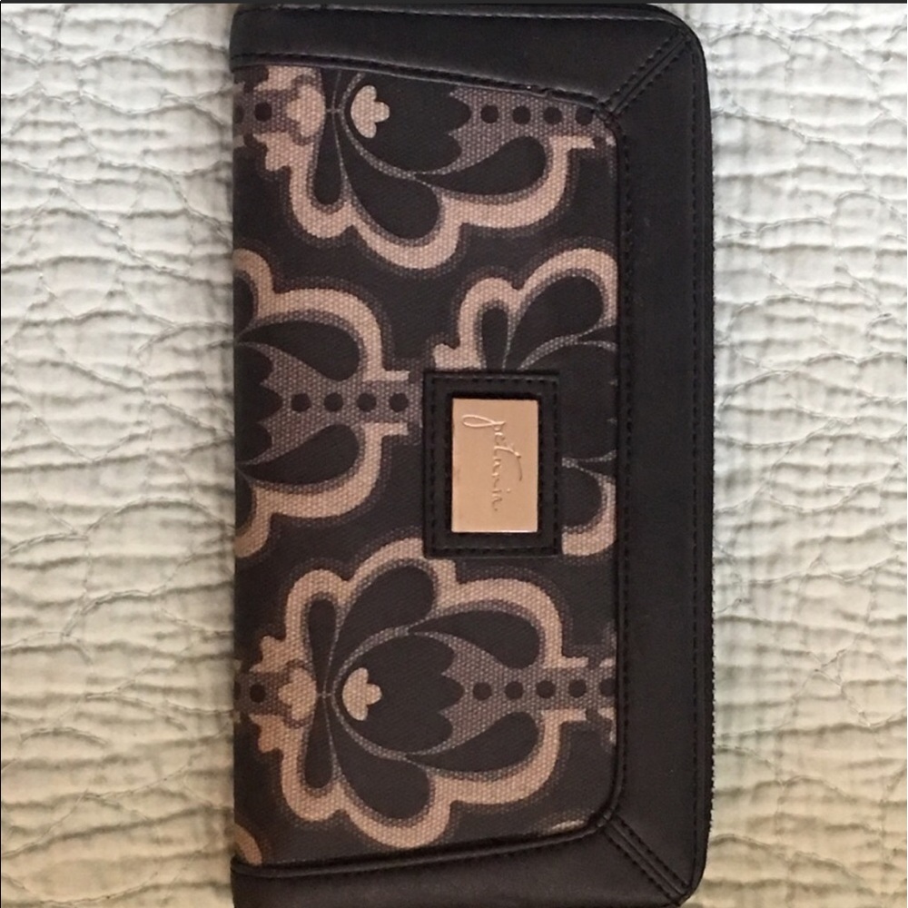 Petunia Pickle Bottom Wallet