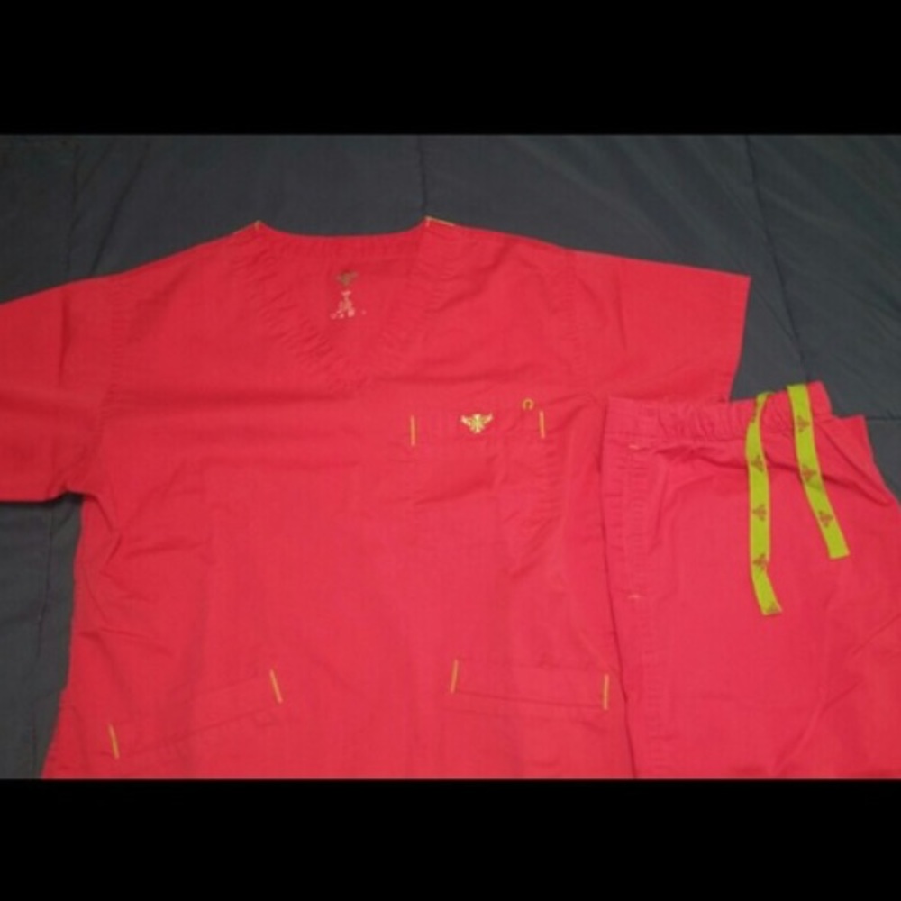 Med couture scrub set