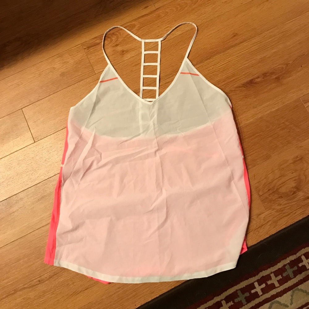 SALE! Lululemon multicolored mesh top size 8