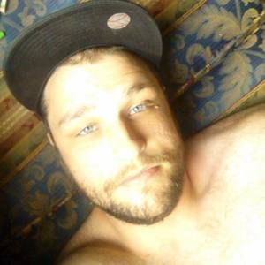 Meet your Posher, Beau