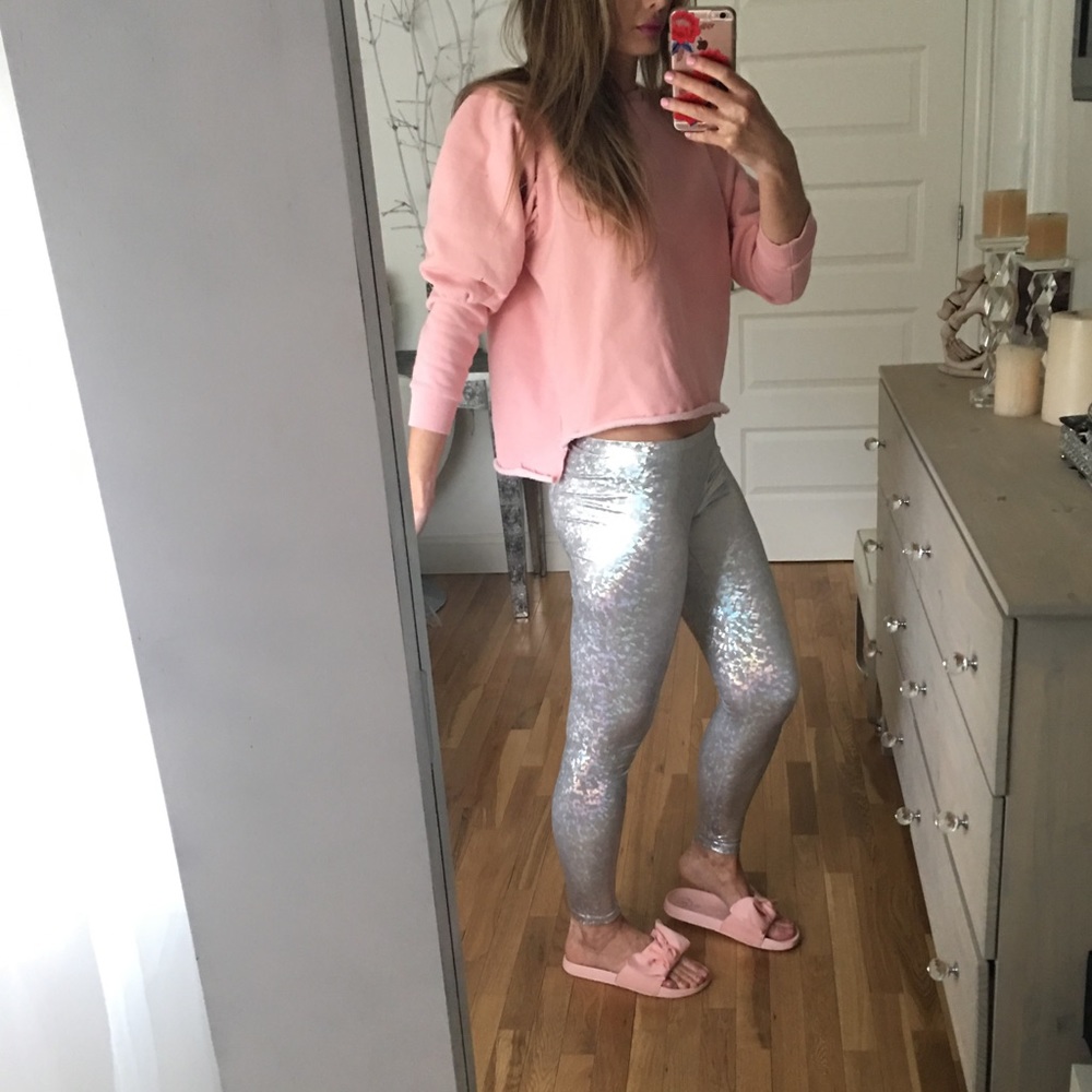 Reflective leggings
