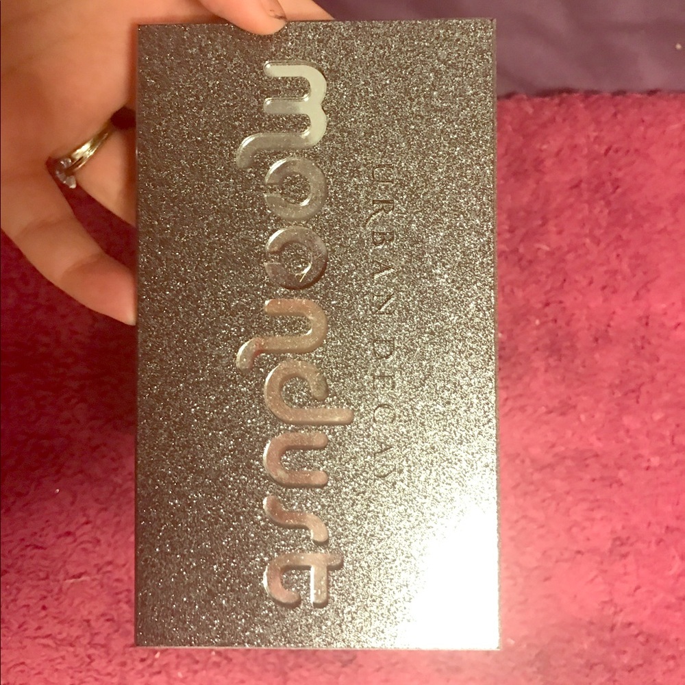 Urban decay  moon dust palette.