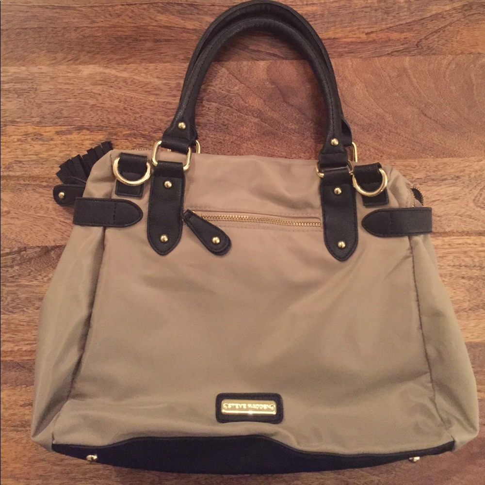 STEVE MADDEN gray, black and gold handbag